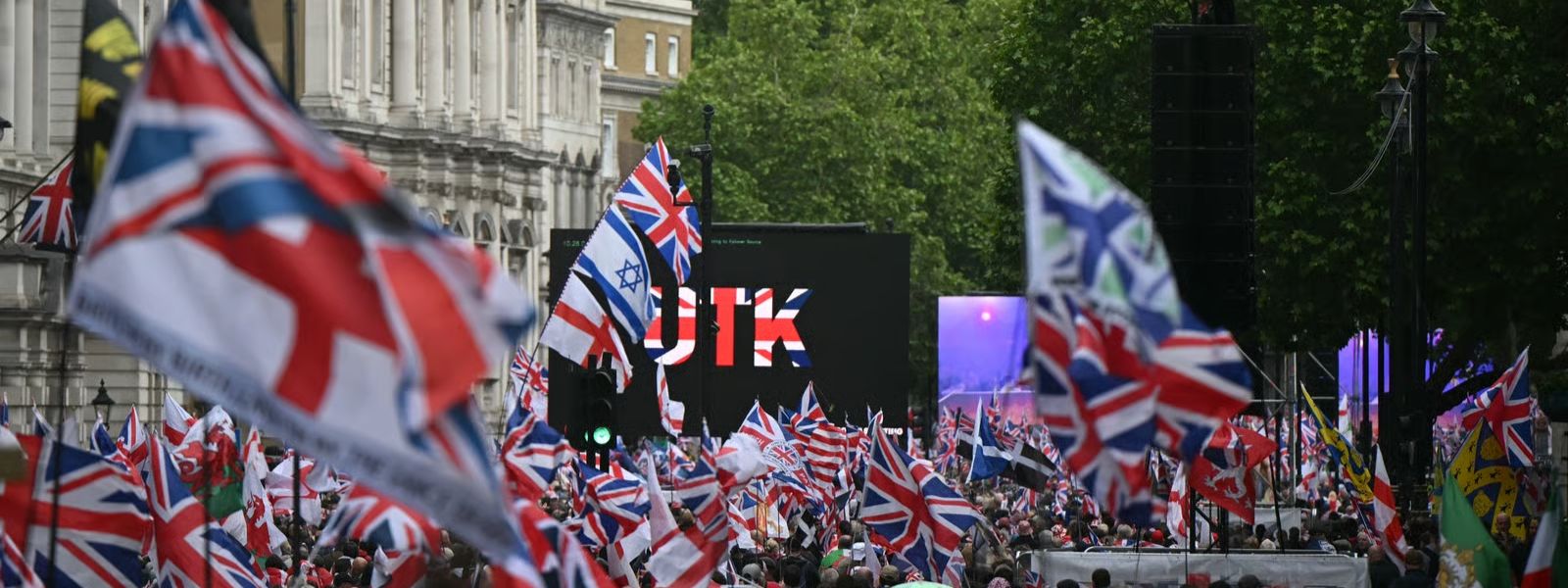 Tens of Thousands Join Rival Marches in London
